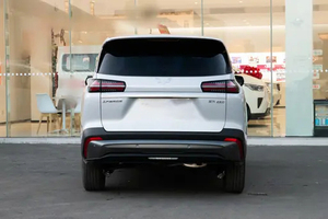 Voiture hybride populaire Wuling Xingguang 560, SUV de luxe, conduite à gauche, R15, neuve, 5 portes, 5 places, plusieurs options de puissance, essence - Product Image 5