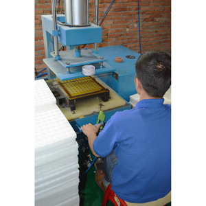 Emballage en mousse personnalisé de haute qualité, antichoc, anti-vibration, protection contre les chocs, insert en mousse personnalisé pour bouteilles, emballage en mousse - Product Image 5