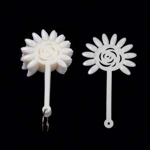 Tarjetas <span class=keywords><strong>de</strong></span> Práctica <span class=keywords><strong>de</strong></span> <span class=keywords><strong>Uñas</strong></span> con Diseño <span class=keywords><strong>de</strong></span> <span class=keywords><strong>Girasol</strong></span>, Sistema <span class=keywords><strong>de</strong></span> Muestras en Forma <span class=keywords><strong>de</strong></span> Pétalo 3D con Puntas <span class=keywords><strong>de</strong></span> Práctica Desmontables para Entrenamiento con Esmalte <span class=keywords><strong>de</strong></span> Gel - Product Image 6