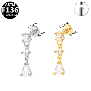 Pendientes de titanio chapados en oro ASTM-F136 Getta Gaby con cadena colgante, rosca interna y circonita para perforación de oreja tipo labret. - Product Image 2