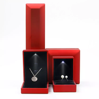 Nouveau design boîte d'emballage de bijoux à lumière led boîte à bagues à bijoux avec logo