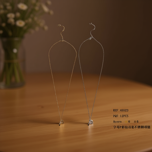 Collar con Colgante de Letra P Angelina, Chapado en Oro, Acero Inoxidable, Joyería de Moda para Mujer, Estilo Minimalista para Uso Diario 45523 - Product Image 3