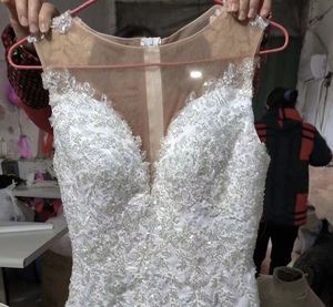 2025 New Design Women White Lace Wedding Dress Trim Sleeve Bridal Customize Pearl Backless Luxury Mermaid Wedding Dress for Lady - Product Image 3