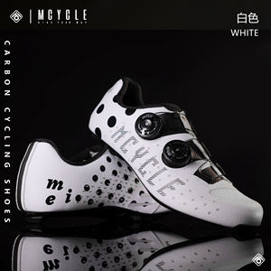 รองเท้าปั่นจักรยานแบบไม่มีคลิปหนีบ รุ่น Mcycle Racing ดีไซน์หัวเข็มขัดคู่ ป้องกันแบคทีเรีย สำหรับจักรยานเสือหมอบและจักรยานเสือภูเขา วัสดุคาร์บอน - Product Image 4