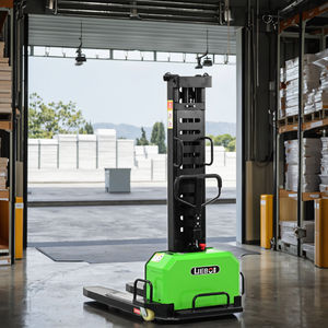 Apiladores de carga automática de Venta caliente 0,5 toneladas de carga automática de elevación carretilla elevadora portátil apilador eléctrico - Product Image 1