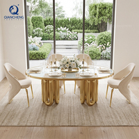 Ensemble de salle à manger de luxe pour mariage, table et chaises de banquet en acier inoxydable doré PVD italien pour projets hôteliers