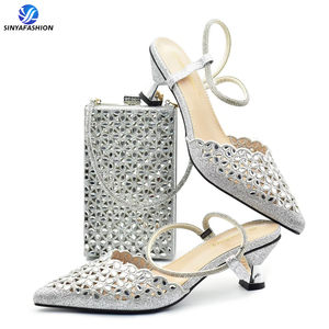 Sinya ultima scarpa e borsa Set per le donne africane <span class=keywords><strong>in</strong></span> colore oro nuovo Design <span class=keywords><strong>blu</strong></span> all'ingrosso <span class=keywords><strong>scarpe</strong></span> da donna per la festa di nozze - Product Image 4