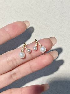 Pendientes UM Jewelry de Plata 925 con Baño de Oro de 18K y Engaste de Bisel, Perla Natural de Agua Dulce y Circonita, para Bodas, Fiestas y Uso Diario - Product Image 2