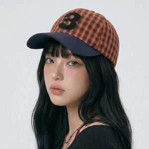 Gorra de Béisbol Unisex con Logotipo Bordado Personalizado, Estructurada, Resistente a la Deformación, con Contraste de Color, para Compras, Ocio y Reuniones - Product Image 2