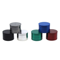 Moulins à herbes et accessoires de fumeur de marque personnalisée en aluminium à quatre couches pour fumer des moulins à aliments et des moulins à épices