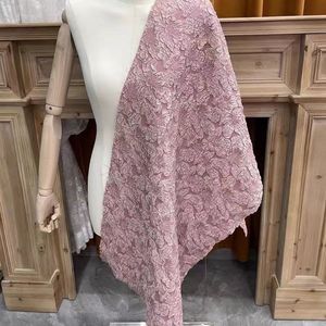 Tela de Encaje con Flores de Lavanda al por Mayor, Tela Jacquard con Lirios en Relieve, Tela Jacquard con Flores 3D para Vestidos de Fiesta para Mujer - Product Image 3