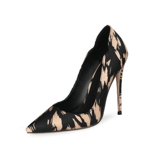 Chaussures en cuir pour femmes à talons hauts et fins en tissu de soie, grande taille 47, à bout pointu, pour le bureau, le travail et les rendez-vous - Product Image 5