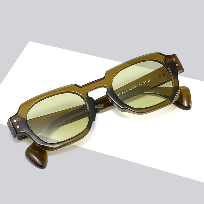 Kacamata hitam bingkai kecil Logo kustom baru 2023 kacamata hitam 400 UV persegi warna permen modis untuk pria dan wanita
