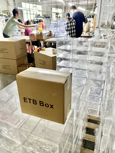 Tùy chỉnh thiết kế và kích thước thu Acrylic TCG Booster hộp từ - Product Image 6