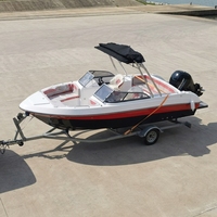 Bateau en fibre de verre avec pare-brise, auvent bimini, coque en V profond, yacht rapide avec moteur hors-bord Mercury 150 CV, bateau rapide pour passagers