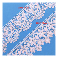 Vente en gros de dentelle florale soluble dans l'eau de 2 cm de large, broderie, bordure de robe de mariée, décoration