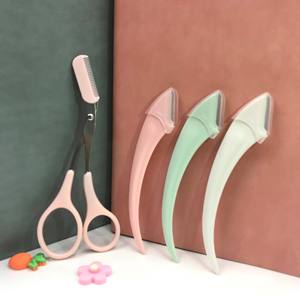 <span class=keywords><strong>YeJi</strong></span> Ensemble de tondeuse à sourcils en acier inoxydable à pointe inclinée, peigne et pince, couleur personnalisée pour les ciseaux de beauté pour femmes - Product Image 2