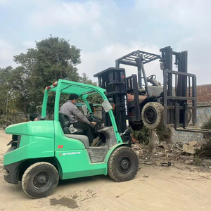 Offre spéciale Mini chariot élévateur diesel d'occasion Mitsubishi FD50 Transpalette automatique en parfait état de fonctionnement de 5 tonnes Original du Japon - Product Image 2
