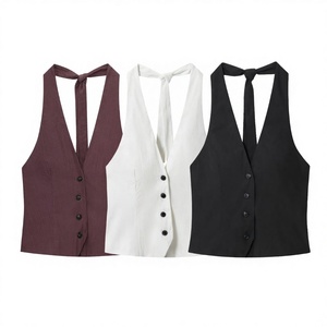 Novedad Verano 2025: Tops Cortos Casuales de Mujer, Ajustados, Lisos, con Cuello en V, Decoración de Botones, Estilo Sexy y Versátil, Importación Transfronteriza - Product Image 3