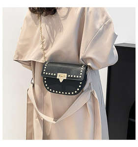 กระเป๋าสะพายข้างผู้หญิงสไตล์เกาหลีแบบใหม่ ทำจากวัสดุ PU ทนทาน ทันสมัย ลำลอง กระเป๋าสะพายไหล่เดี่ยว - Product Image 6