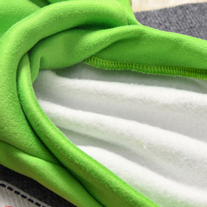 Sudadera con capucha para mascotas, color sólido, con hebilla para correa, para perros, ropa de otoño e invierno, material de poliéster, ropa cálida - Product Image 3