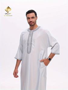 Dernière collection de burqas haut de gamme pour hommes, en tissu doux anti-boulochage, avec un design élégant à manches raglan, tissu respirant et bien aéré pour l'été. - Product Image 4