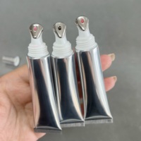 Vente flash - Gloss à lèvres hydratant minéral imperméable vegan avec embout métallique argenté 15 ml, baume au beurre de karité avec étiquette privée