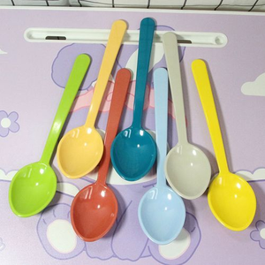 Mini cucharas de plástico de alta calidad que hacen la máquina de moldeo por inyección pequeña máquina de moldeo por inyección vertical de plástico precio - Product Image 6
