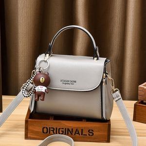 Bolso bandolera impermeable de cuero PU para mujer versátil de nueva moda con correa única de Color sólido y forro de poliéster - Product Image 3