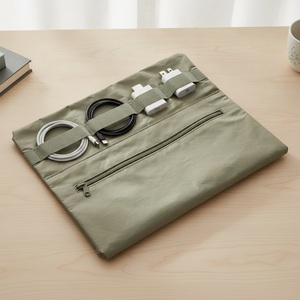 Organisateur de câbles Tyvek, pochette pour gadgets enroulable, imperméable, résistante aux déchirures, logo personnalisé, cadeau d'entreprise, couleur et taille personnalisées disponibles - Product Image 3