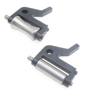 Piedino a rullo per materiali spessi, modelli speciali per parti di macchine scarnitrici per pelle - Product Image 1