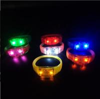 Offre Spéciale Bracelet lumineux LED de Concert clignotant activé par la musique