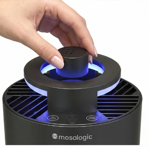 Boîte de recharges de cartouches attractives pour moustiques avec base magnétique, développée en interne pour optimiser les taux de capture et la lutte contre les moustiques - Product Image 5