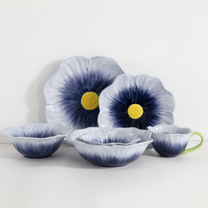 Ensemble de vaisselle en céramique 3D à fleurs en relief, écologique, passe au lave-vaisselle, blanc, assiette, bol, tasse, combo, hôtel, restaurant, mariage, personnalisé - Product Image 1