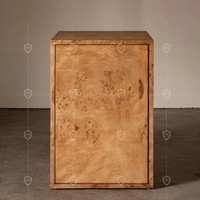 Table basse moderne Rachel Donath en bois grainé, sculpture linéaire, étagère dissimulée, ouverture gauche-droite, table de chevet