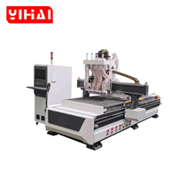 Routeur CNC 4 têtes 4 axes YIHAI 1300x2500mm ATC Spindles Syntec Control HIWIN Guide Rail 24000 RPM Motor