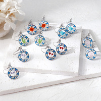 Anting Bunga Asli Resin Epoksi Paduan Logam Vintage Pola Enamel Biru Putih Spesimen Tanaman Bunga Terawetkan Desain Unik Artistik