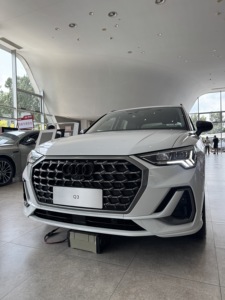 Audi Q3 35 TFSI avec moteur turbo 1.5T 160 ch SUV compact conduite à gauche - Product Image 4