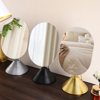 Miroir de maquillage de bureau à cadre en fer forgé en forme de nuage, design irrégulier