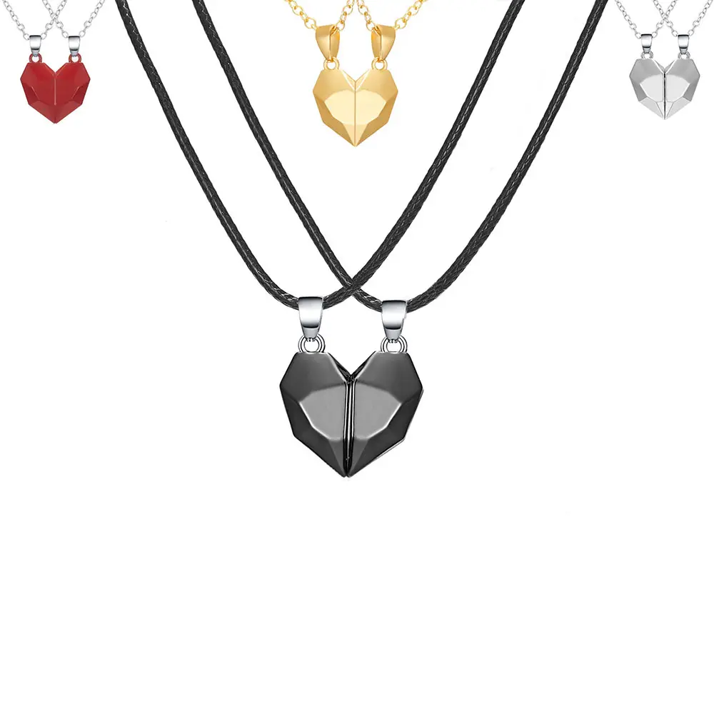 2 Pcs/set Alloy Fashion Couple Stitching Magnetic Love Necklaces Chain Couple Pendant Wishing Stone Creative Magnet Necklace Set