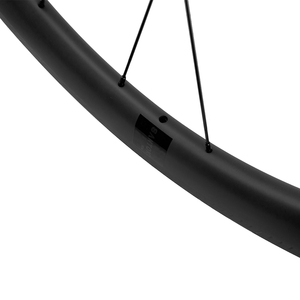 Juego de Ruedas de Carbono SANTOK 700C, Apto para Bujes HG y XDR, <span class=keywords><strong>Tipo</strong></span> Tubular para Freno de Llanta - Product Image 4