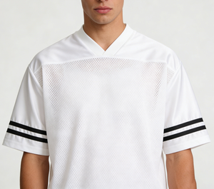 Camiseta Corta de Malla para Hombre, Estilo Deportivo Oversize Vintage, Diseño Liso, Tejido a Rayas, Cuello en V, Camiseta de Fútbol, Streetwear, Personalizable OEM - Product Image 2