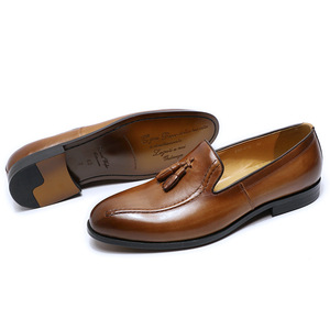 Nuevo traje de negocios formal de la marca de lujo Oxford, en negro y marrón, y zapatos para hombre. - Product Image 5