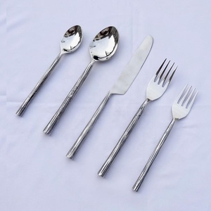 Ensemble de couverts de voyage Ensemble de couverts de haute qualité en acier inoxydable argenté poli fait à la main Ensemble de couverts - Product Image 4