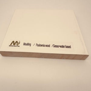 Telaio per Porta a Doppio Scanalatura in Legno di Pino Ecologico Moderno Personalizzato, Verniciato Bianco, per Uso in Hotel e Appartamenti - Product Image 2