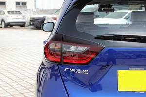 Voiture d'occasion <span class=keywords><strong>Honda</strong></span> Fit <span class=keywords><strong>2023</strong></span> 1.5L CVT <span class=keywords><strong>Sport</strong></span> Pro, économique en carburant, voiture de banlieue classique mondiale - Product Image 2
