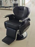 Fauteuil de barbier noir de luxe avec pompe à liquide, mobilier de salon de coiffure pour homme