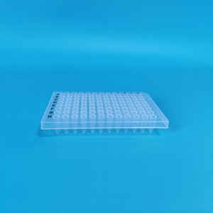 แผ่น <span class=keywords><strong>PCR</strong></span> <span class=keywords><strong>96</strong></span> หลุม Yuanze SYS-02 ขนาด 0.2 มล./0.4 มล./0.5 มล. ผลิตจากโพลีโพรพิลีนขึ้นรูปด้วยการฉีด พร้อมขอบและดัชนีตัวอักษร-ตัวเลข สำหรับเครื่อง Thermal Cycler - Product Image 2