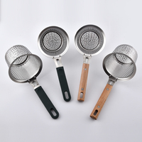 Panier égouttoir de cuisine en acier inoxydable, panier à frire à mailles fines avec long manche en bois ou en nylon
