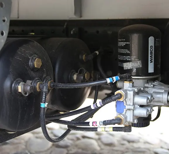 卡车空气干燥器原理图片